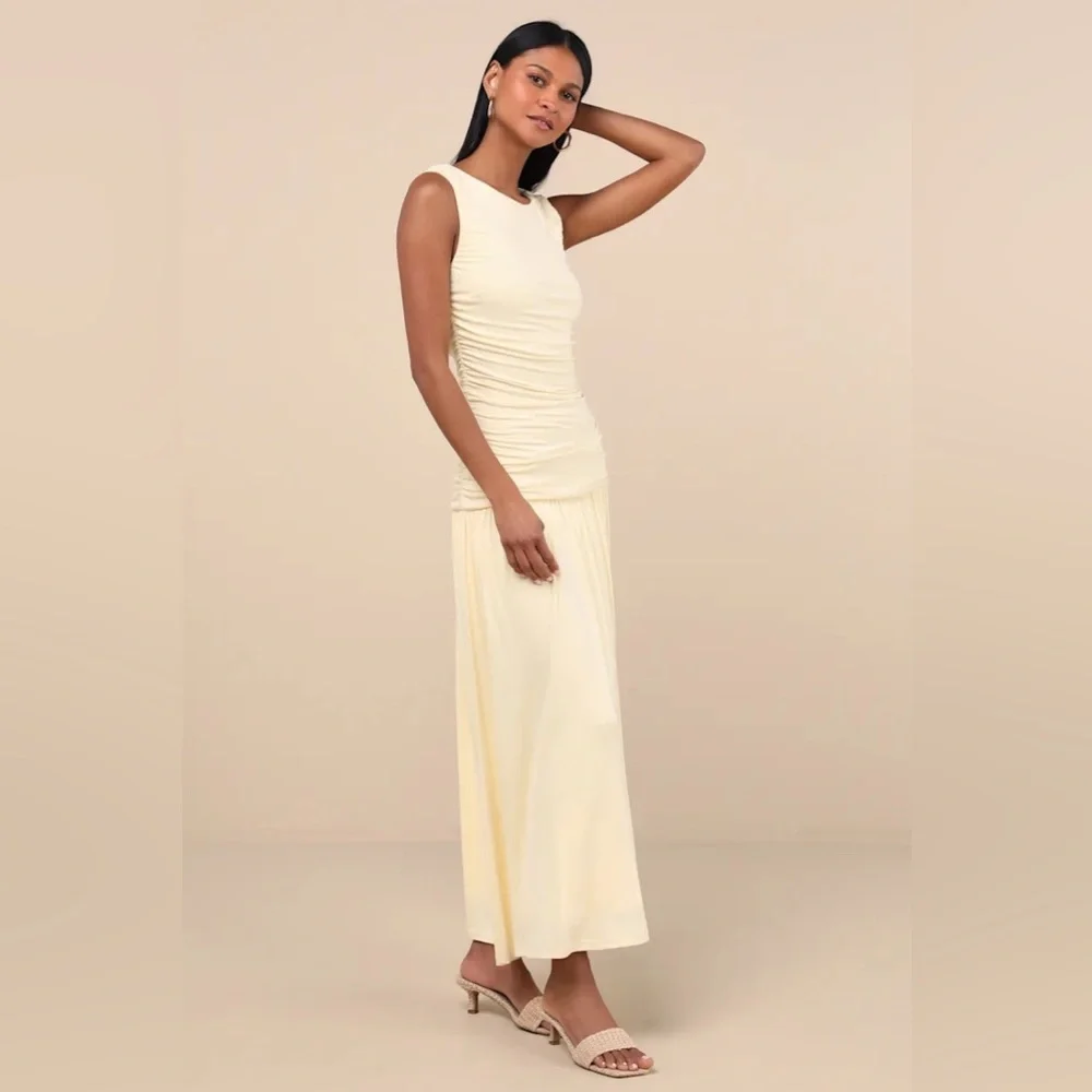 NWT Lulus - Light Yellow Drop Waist Dress SZ XS - Picture 4 of 7